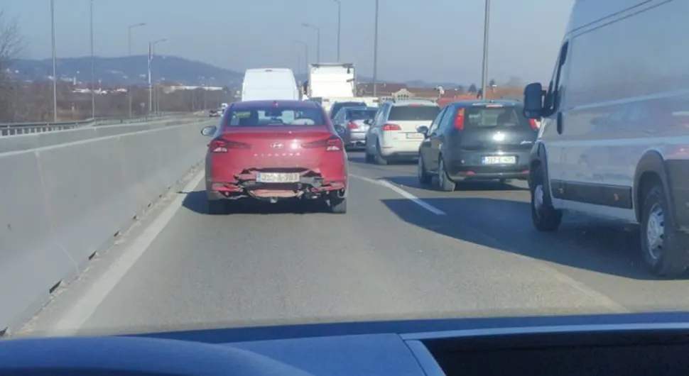 Судар на брзој цести Бањалука-Лакташи, саобраћај се одвија једном траком