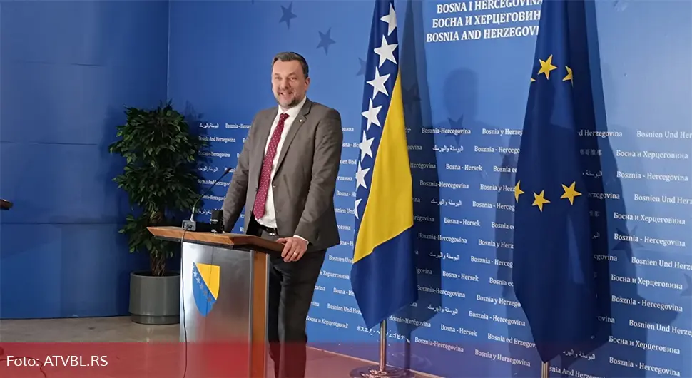 Ђурић: Опасна Конаковићева реторика, међународна заједница да реагује
