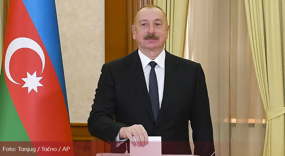 Алијев убједљивом побједом на предсједничким изборима осигурао пети узастопни мандат