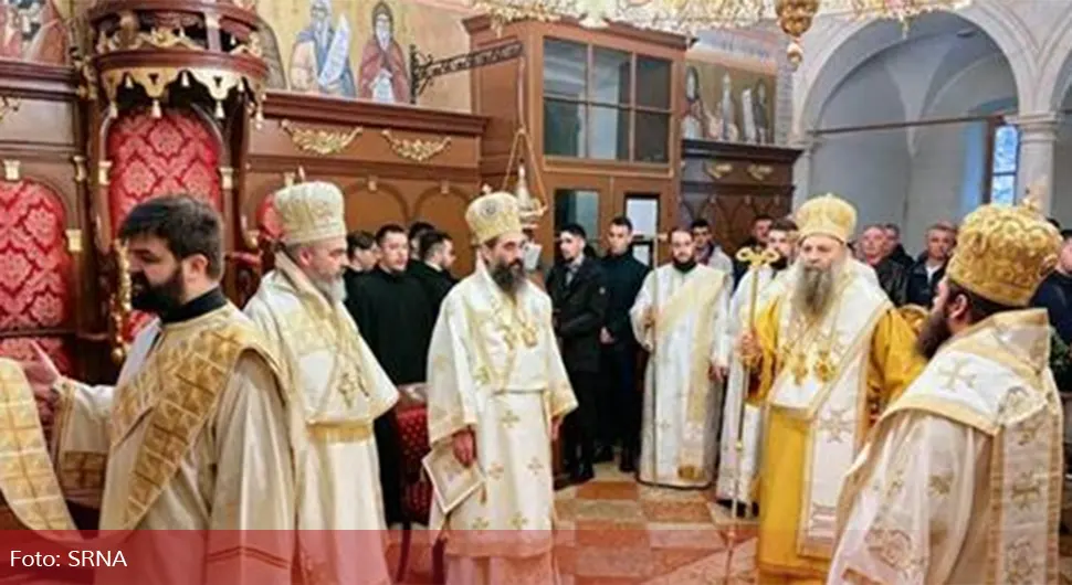 Партијарх Порфирије служио литургију у Шибенику