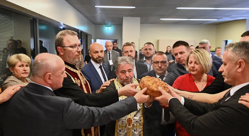 Прославом 9. јануара ван граница Српске чува се Република