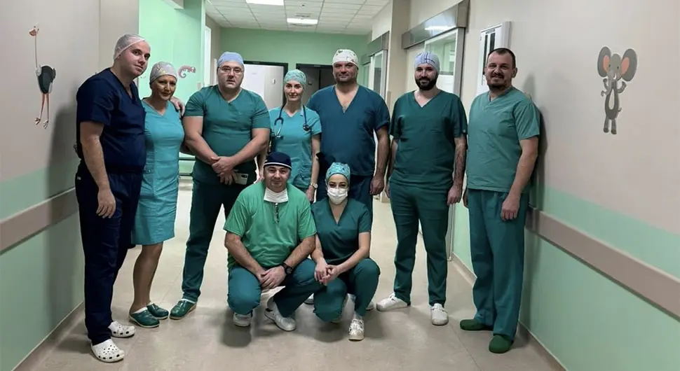 У Болници "Србија" изведени захвати уградње кољена