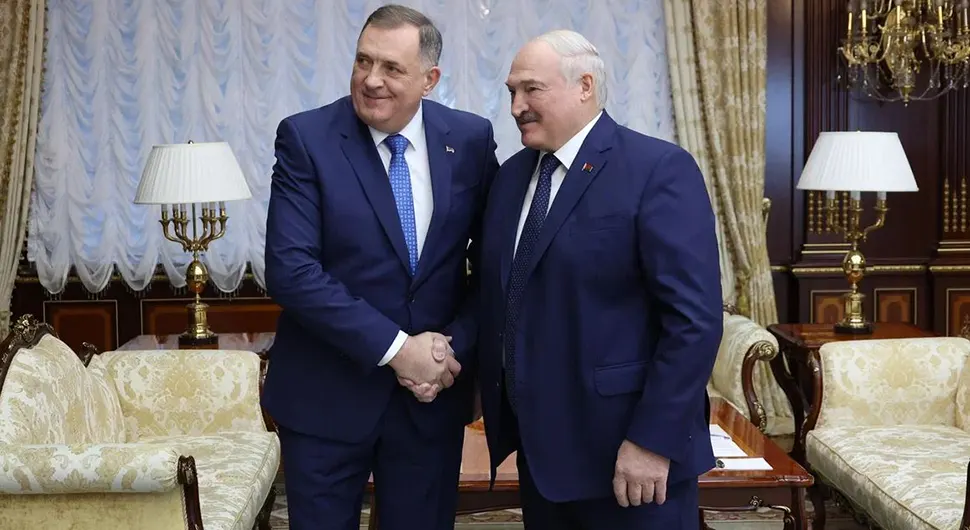 Предсједник Додик пожелио успјех Лукашенку на сутрашњим изборима