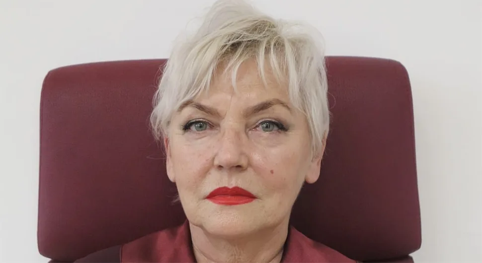 sena uzunovic сена узуновић