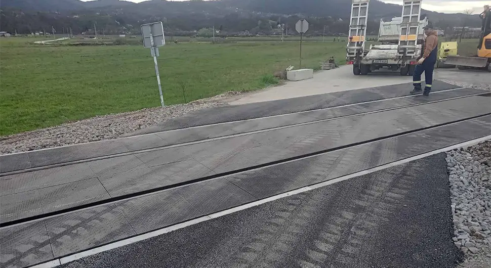 Завршени радови на путном прелазу у Бољанићу код Добоја