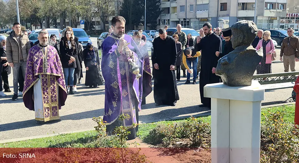 Служен помен најмлађем одликованом борцу Споменку Гостићу