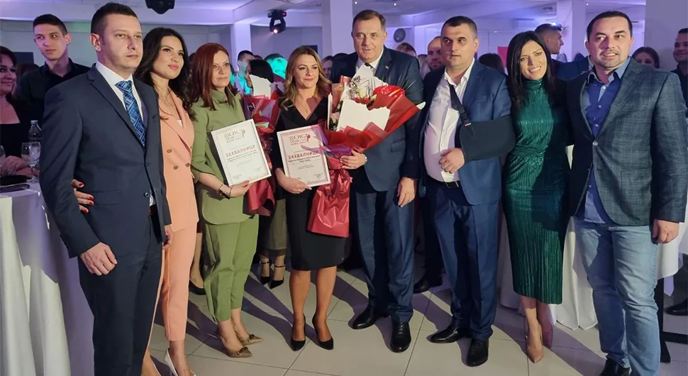 "Жене - стуб породице, друштва и институција"