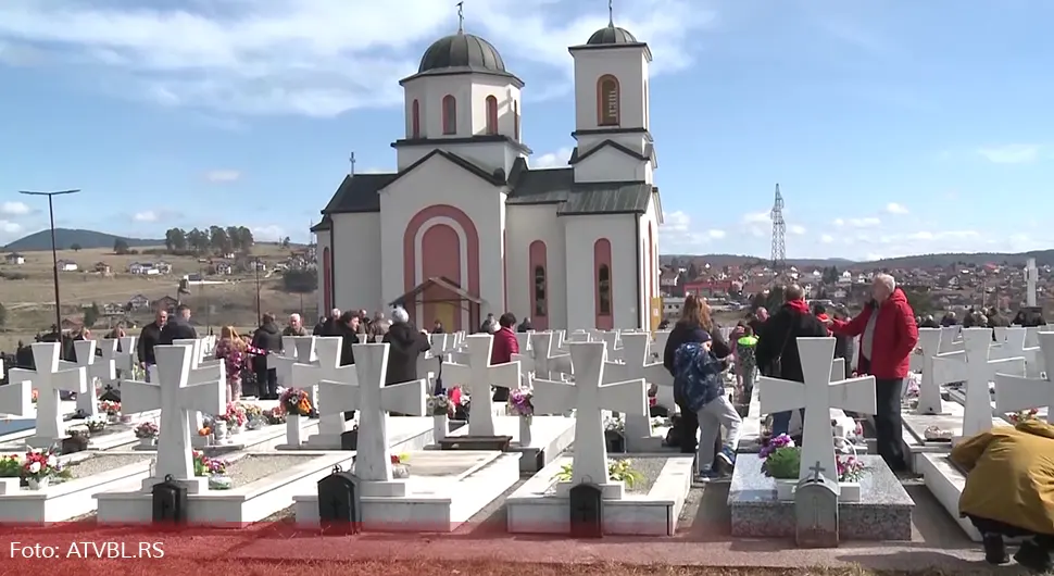 Велике задушнице на војничком гробљу "Нови Зејтинлик"