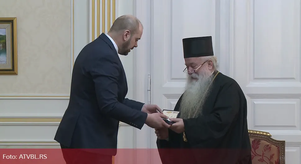 Митрополит Хризостом одликован орденом