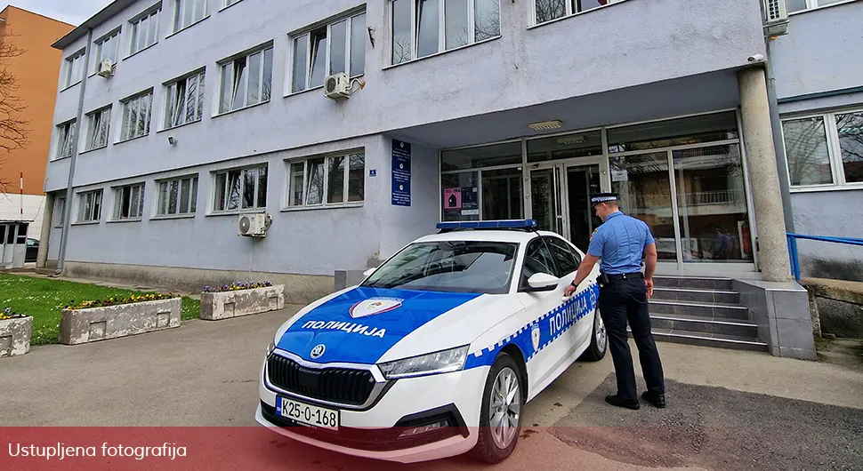 ”Робокап” ухапсио полицијски брачни пар због сумње да су диловали кокаин