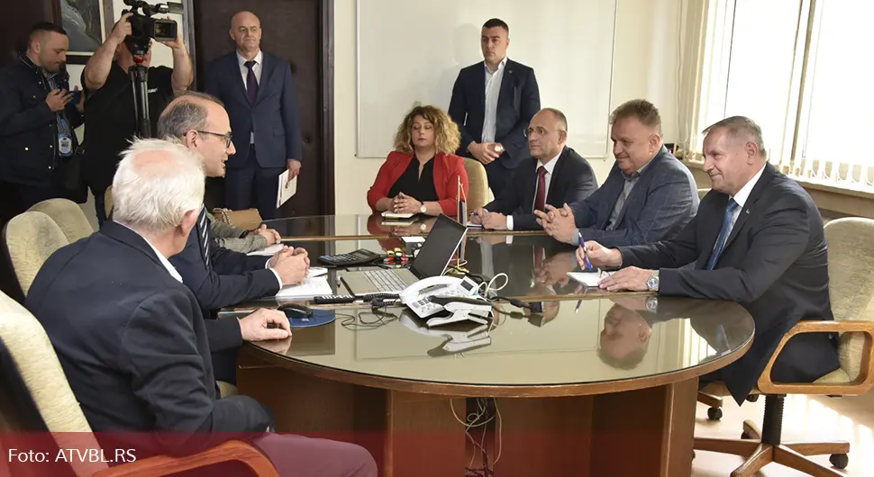 Вишковић у посјети фирми "ПМП Јелшинград - ФМГ"