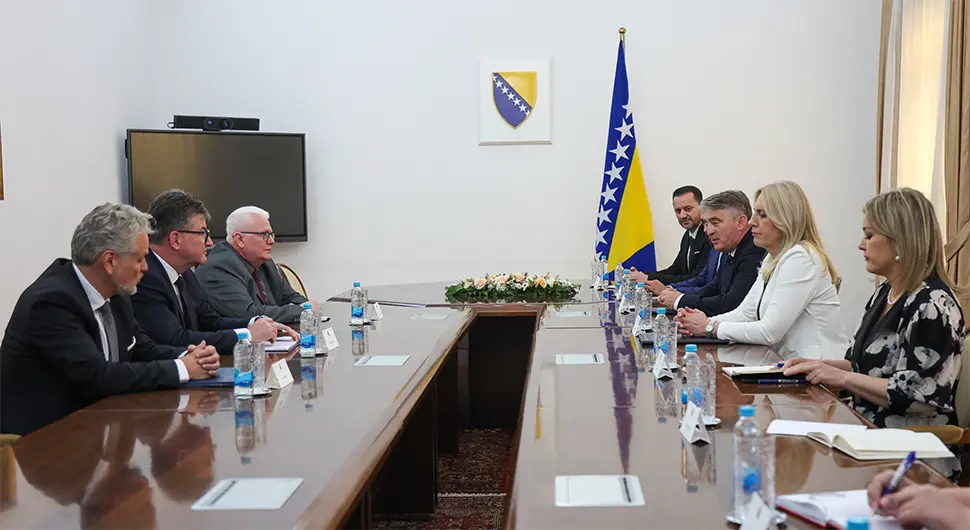 Цвијановић са Лајчаком о европском путу БиХ