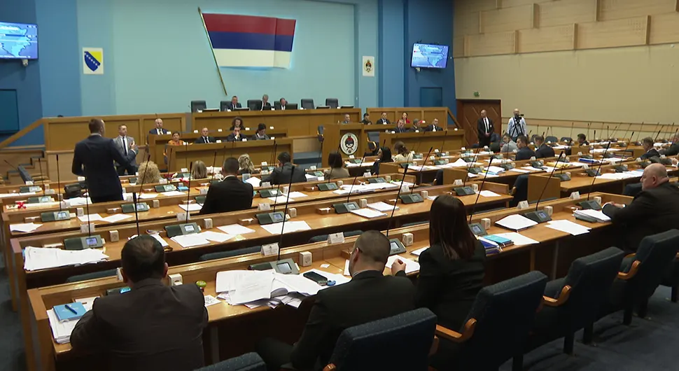 Сједница о ''мирном раздруживању'' неће бити одржана данас