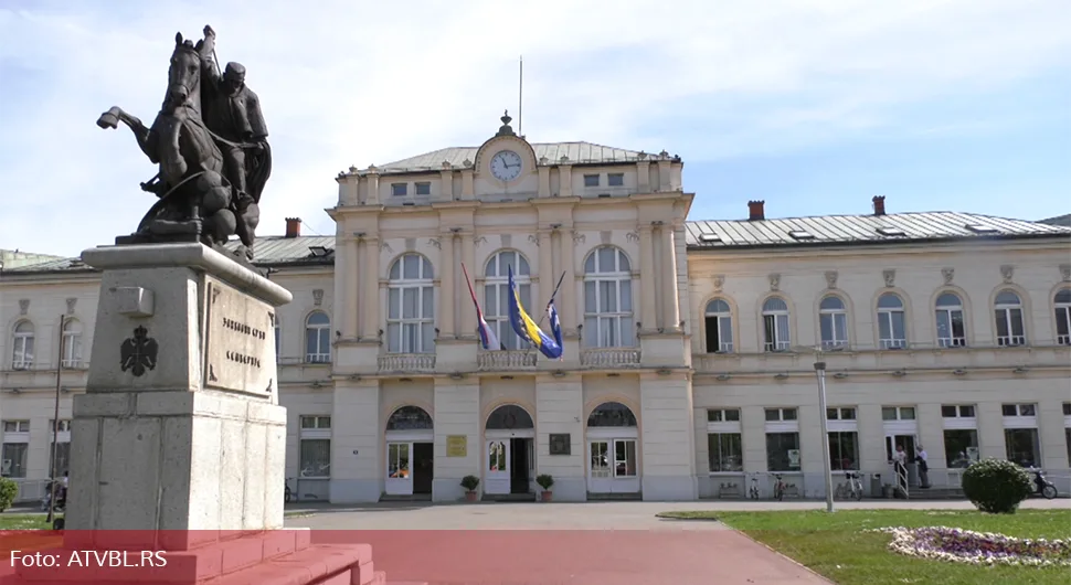 Нове кривичне пријаве радника против градоначелника Бијељине и сарадника: 'Немам канцеларију'