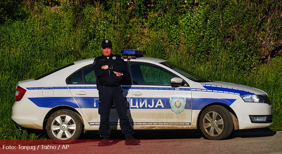 Подметнуо пожар, па запуцао на ватрогасце: Детаљи инцидента у Новом Саду