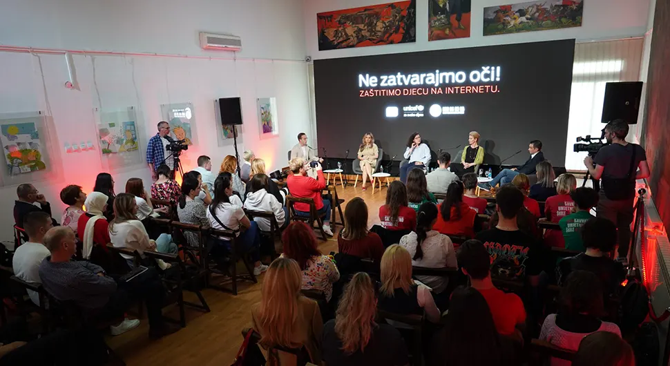 "Не затварајмо очи, заштитимо дјецу на интернету"