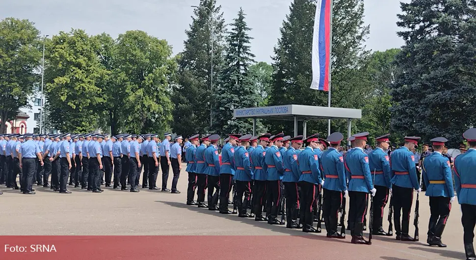 Каран: Полицију занављамо младошћу