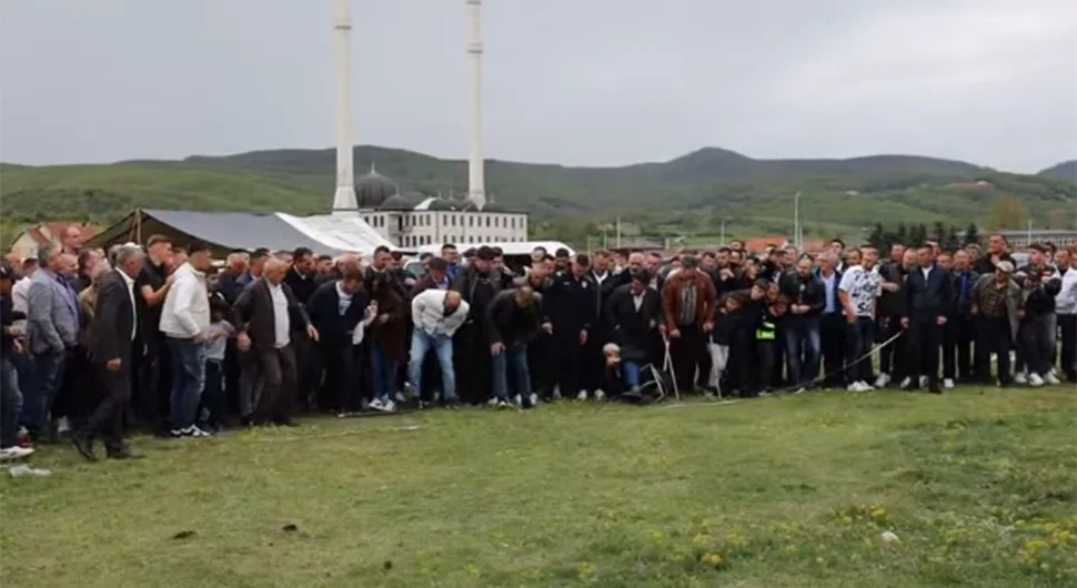 Ћускију бацио у публику - незгода на такмичењу