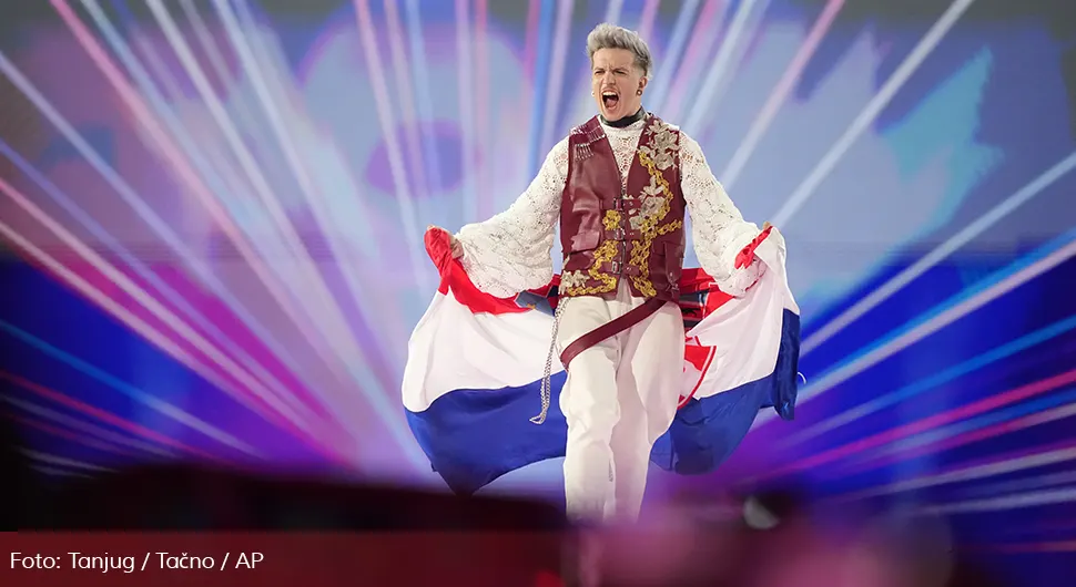 Не можете ни да претпоставите: Шта "baby lasagna" значи у енглеском сленгу