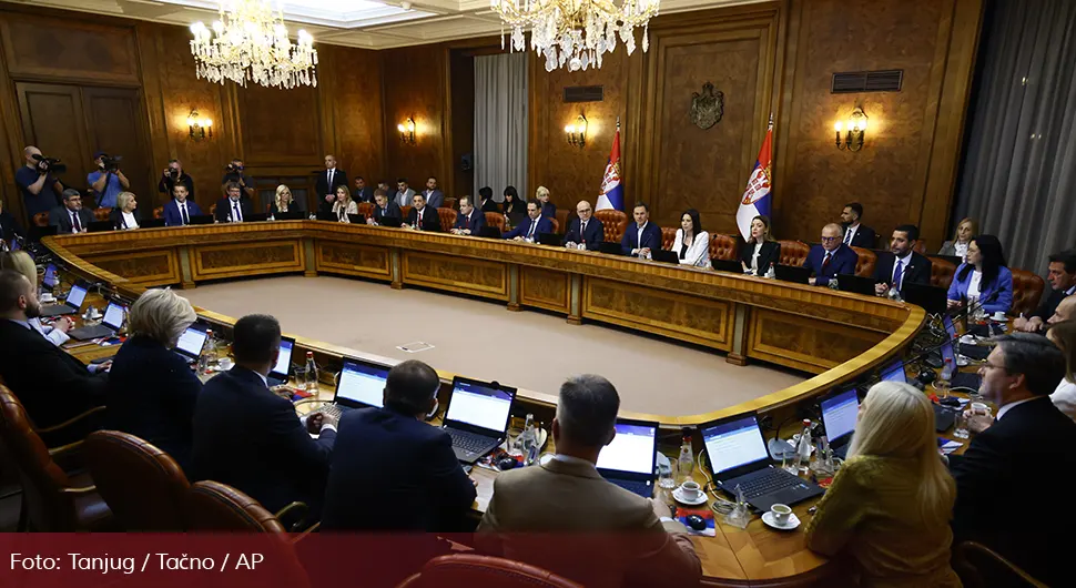 Влада Србије одржала прву сједницу у новом мандату