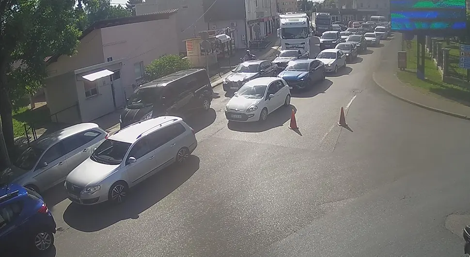 Појачан саобраћај на граници са Хрватском