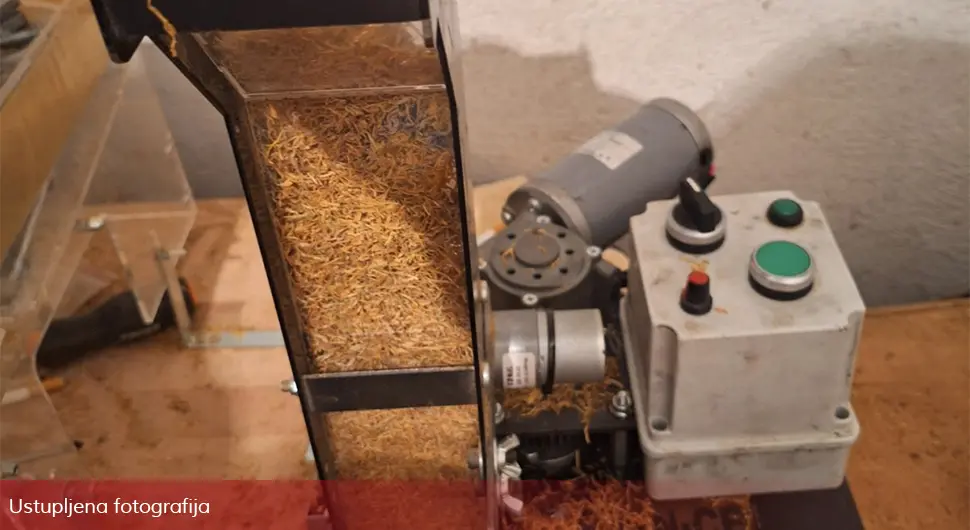 Кривична пријава жени из Сремске Митровице: Пронађено 750 кг дувана намијењеног црном тржишту