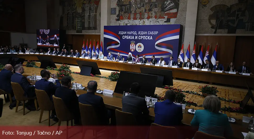 Додик: Успостављен значајан обим сарадње на основу Декларације Свесрпског сабора