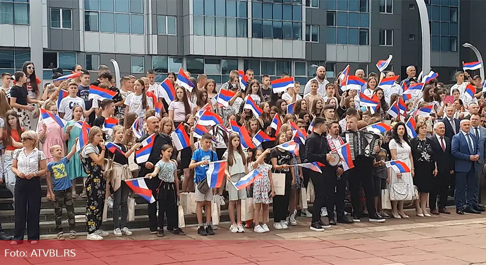 Свечани пријем за малишане са Космета