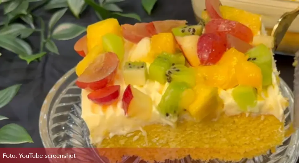 Лагани љетни колач који се прави за 20 минута