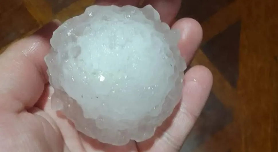 Нормализовано снабдијевање електричном енергијом у Козарској Дубици, грађани пријављују штете