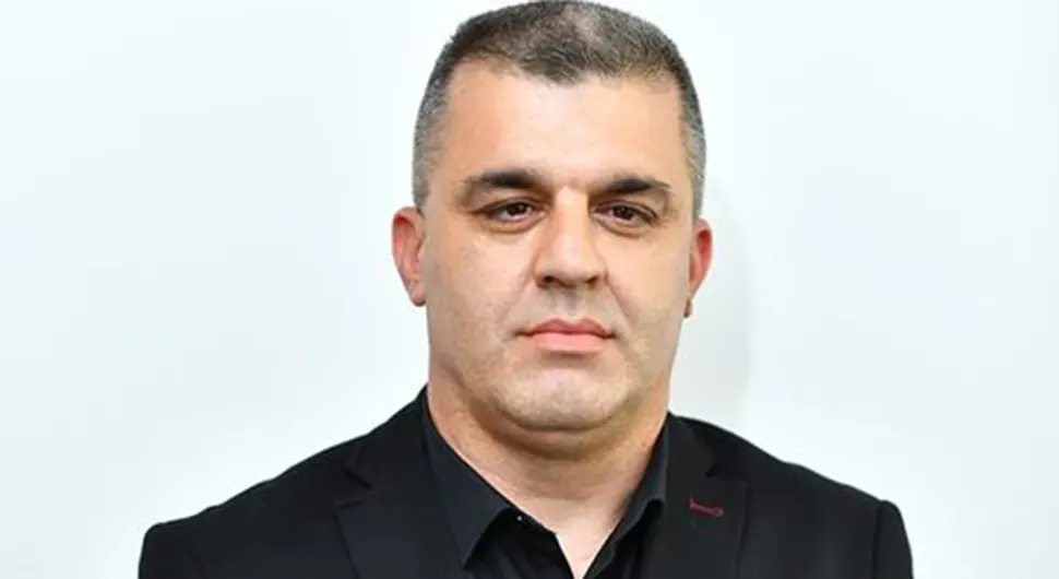 Ђурић: "Препоштени" Милане, вријеме ти је за политичку пензију