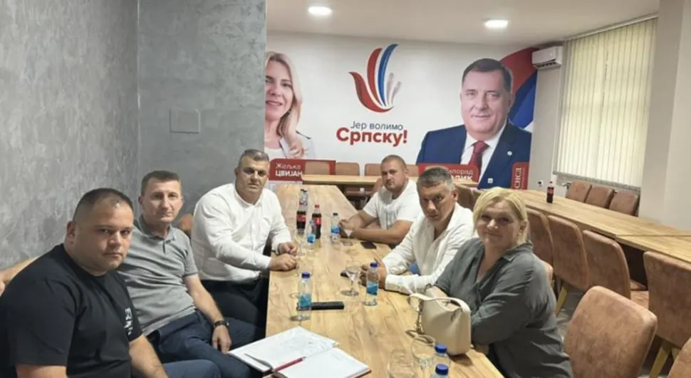 Нешић и теслићки ДНС пружили подршку доктору Керићу