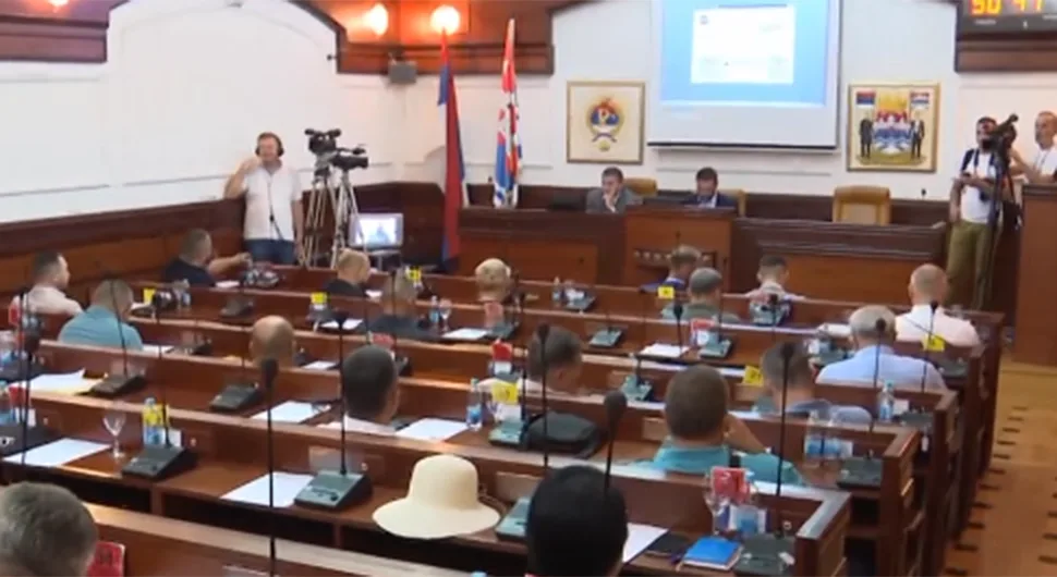 Ванредна сједница бањалучке Скупштине - без тачке о проблему водоснабдијевања