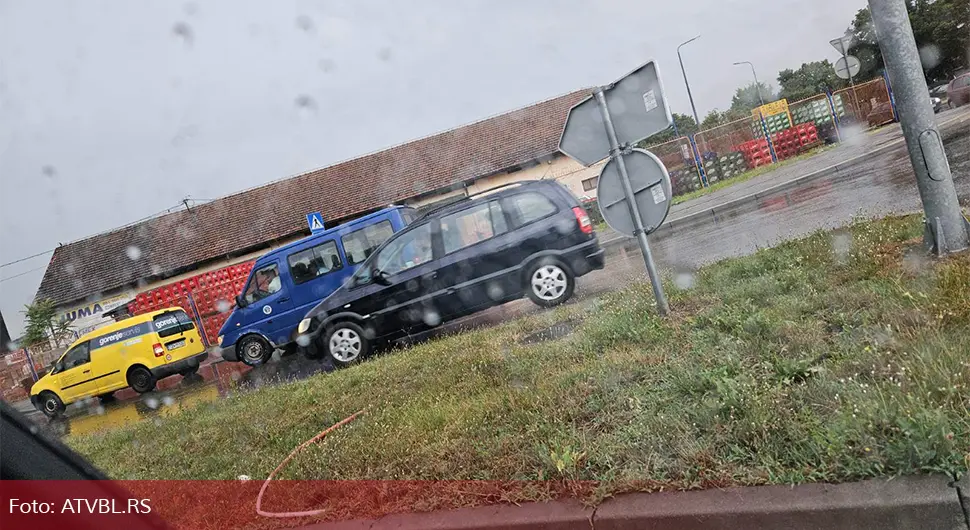 Судар у кружном току у Бањалуци