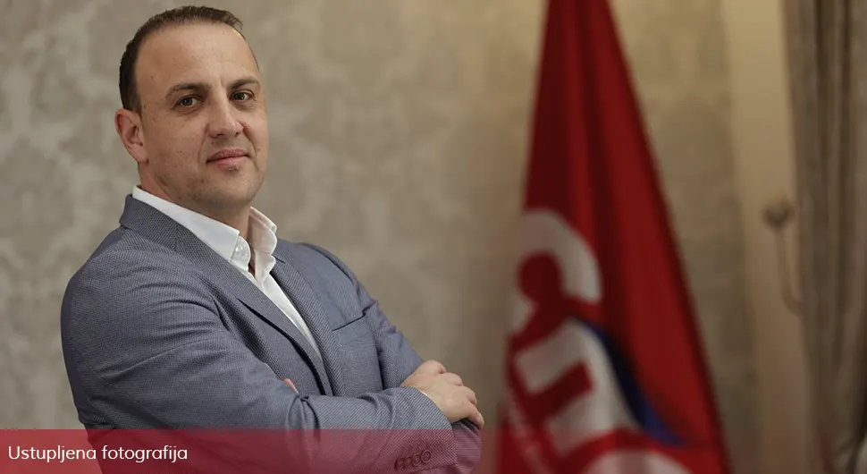 Трожић: Станивуковић наставља да се кити туђим перјем