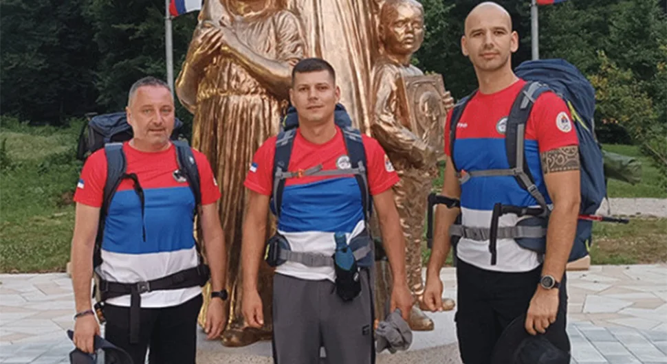 Тројица Српчана кренула пјешке од Осовице до Острога