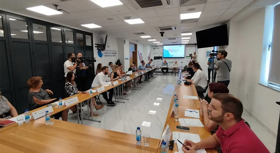 Утицај америчких санкција на привреду Републике Српске, али и ФБиХ