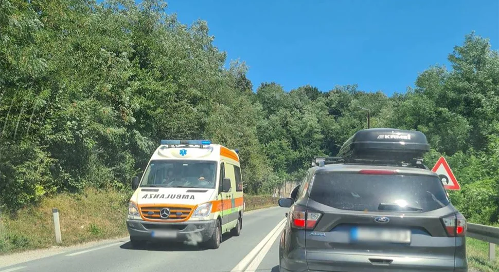 Судар четири возила у тунелу код Жепча