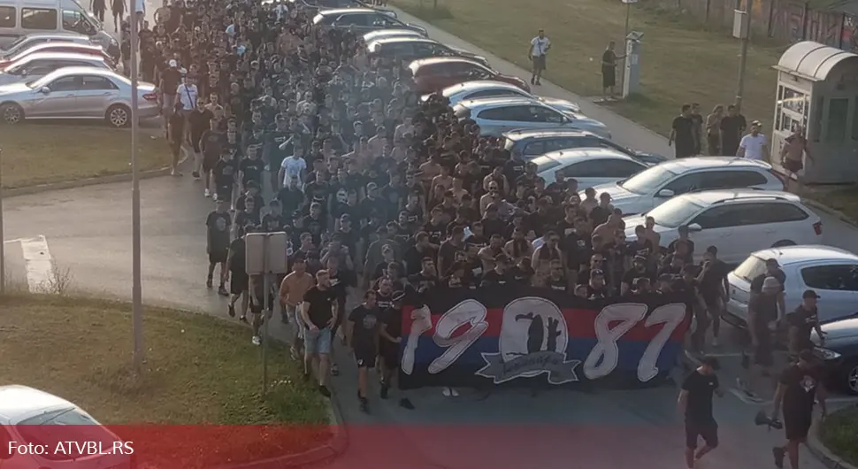 Погледајте кортео навијача Борца