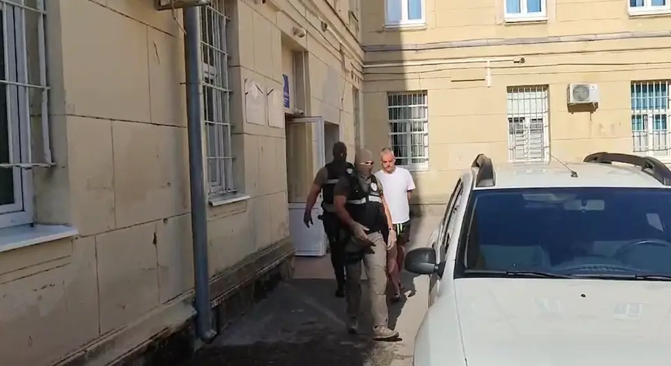 Миловић који је ухапшен као дио криминалне групе Зорана Галића ”кажњен” са 20 одсто од плате