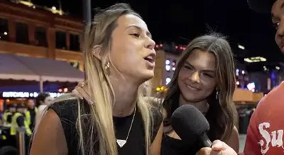 Дјевојка која је за пар секунди постала свјетски хит открила шта јој мушкарци траже