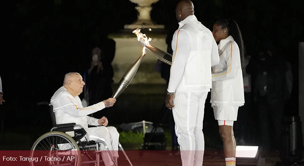 Ко је дјед у инвалидским колицима који је предао олимпијски пламен