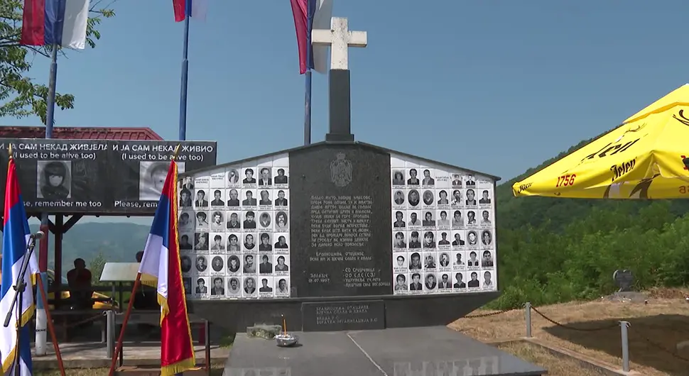 Странци не обилазе српска стратишта
