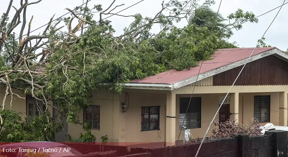 ''Чудовиште'' стигло: ''Разарање је огромно, броје се мртви''