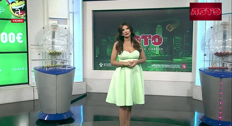 Наша лото дјевојка у другом стању?