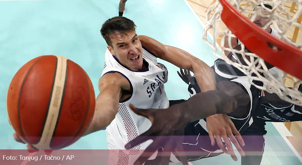 Откривено зашто је Богдановић опет "закуцан" за клупу