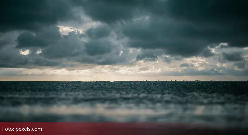 Цијела Црна Гора у црвеном