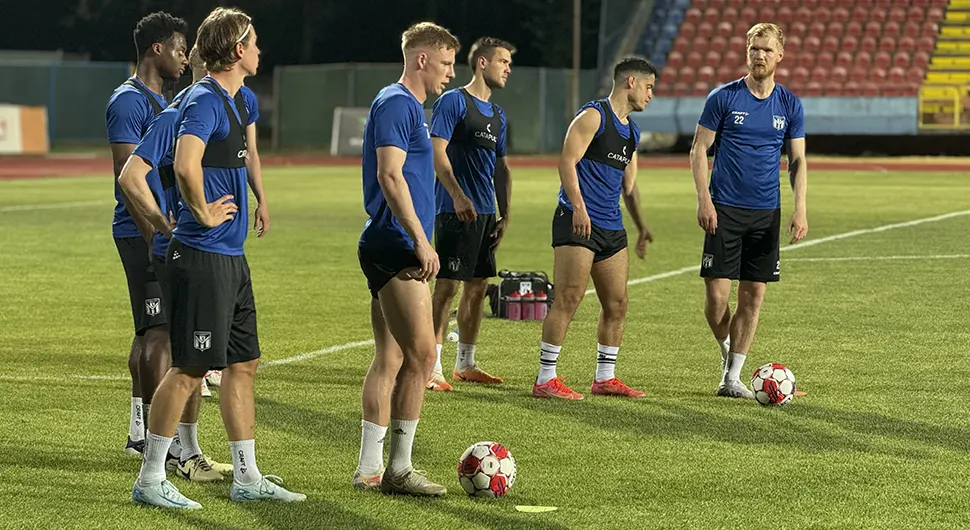 Фудбалери Клаксвика одрадили тренинг на Градском стадиону