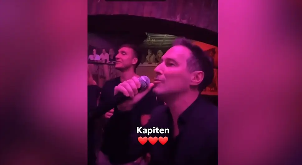 Сплав ''експлодирао'' кад је стигао капитен! Богдан Богдановић славио медаљу усред Београда