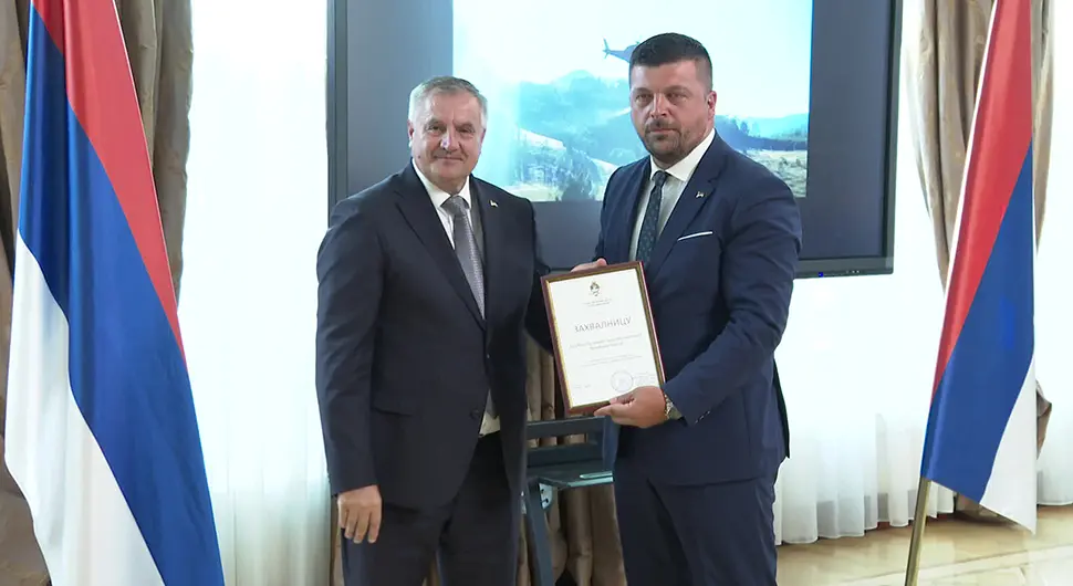 Захвалнице заслужнима за гашење пожара